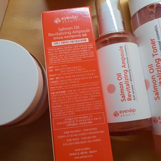 아이앤립 / EYENLIP 아이앤립 연어오일 리바이탈라이징 토너+앰플+크림 3종 세트 — 5점을 준 리뷰어가 2021년 5월 올린 사용 사진