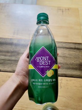 몽베스트 Montbest with Sparkling water Lemon OR Lime 20병(랜덤) — 5점을 준 리뷰어가 2022년 8월 올린 사용 사진