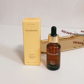 스킨큐어 산다화 비타민c 화이트닝 에센스 30ml — 4.5점을 준 리뷰어가 2021년 8월 올린 사용 사진