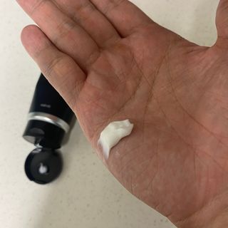 [갸스비] 지성 남성을 위한 포어케어 클렌징폼 — 5점을 준 리뷰어가 2021년 10월 올린 사용 사진