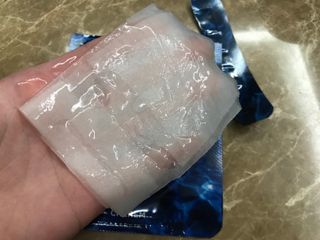 체르엠 그린 케비어 더블워터 마스크팩 5매입  2팩 — 5점을 준 리뷰어가 2021년 11월 올린 사용 사진