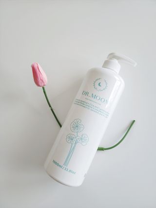 [닥터문] 센텔라 시카케어 화이트머스크 바디워시 1000ml — 5점을 준 리뷰어가 2023년 6월 올린 사용 사진
