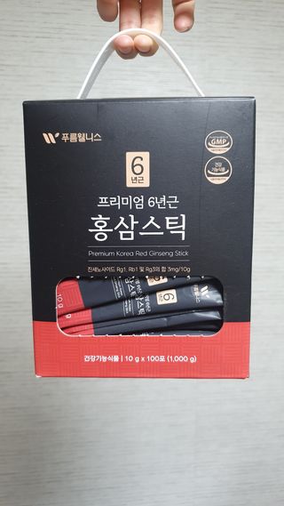 [푸름웰니스] 프리미엄 6년근 홍삼스틱 3mg x 100포 — 5점을 준 리뷰어가 2022년 4월 올린 사용 사진