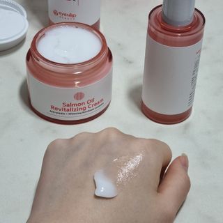 아이앤립 / EYENLIP 아이앤립 연어오일 리바이탈라이징 토너+앰플+크림 3종 세트 — 5점을 준 리뷰어가 2021년 5월 올린 사용 사진