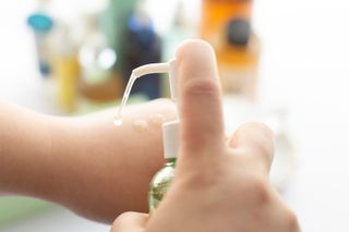 스킨큐어 산다화 순한 클렌징 동백 오일 200ml — 5점을 준 리뷰어가 2023년 3월 올린 사용 사진