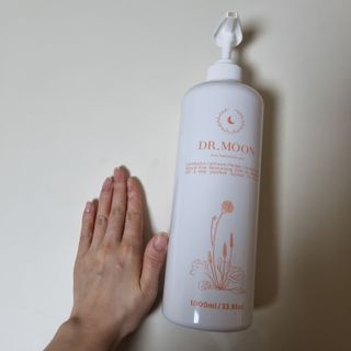 프리[닥터문] 유산균 락토케어 질경초 여성청결제 1000ml (젤타입) — 5점을 준 리뷰어가 2022년 6월 올린 사용 사진