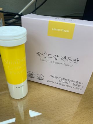 [슬림드랍] 건기식 다이어트 보조제 겸 비타민 — 5점을 준 리뷰어가 2021년 12월 올린 사용 사진
