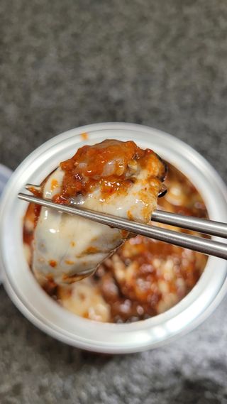셰프애찬 별미김치 굴겉절이 1kg — 4점을 준 리뷰어가 2022년 12월 올린 사용 사진
