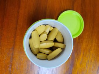 Swisse 스위스 고함량 밀크씨슬 35,000mg 60정 — 5점을 준 리뷰어가 2021년 11월 올린 사용 사진