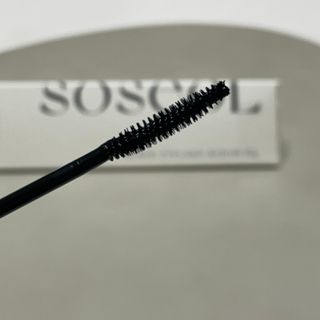 더소설 소설 블랙아이래쉬 세럼 10g(SOSEOL BLACK EYELASH SERUM 10g) — 5점을 준 리뷰어가 2023년 6월 올린 사용 사진