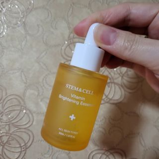 체르엠 스템앤셀 비타민 브라이트닝 에센스 30ml 1개 — 5점을 준 리뷰어가 2022년 1월 올린 사용 사진