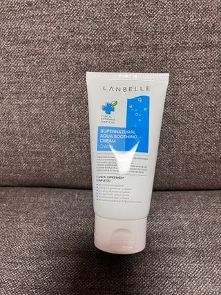 랑벨 수퍼내츄럴 아쿠아 수딩 크림 100ml — 5점을 준 리뷰어가 2022년 4월 올린 사용 사진
