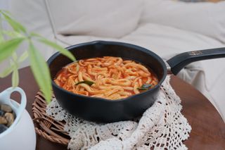[푸딩팩토리] 요즘누들떡볶이540g + 매콤누들떡볶이 470g — 5점을 준 리뷰어가 2022년 9월 올린 사용 사진