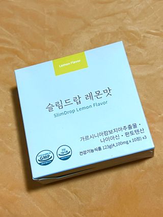 [슬림드랍 레몬맛] 건기식 다이어트 보조제 겸 비타민 — 5점을 준 리뷰어가 2022년 1월 올린 사용 사진