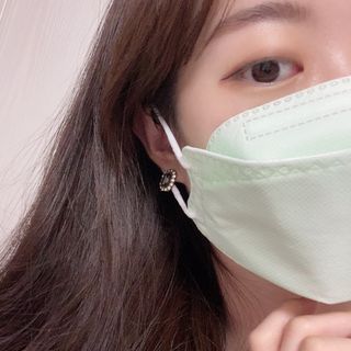 [이지아 마스크] 애니가드 더솔루션마스크, 컬러 5종 대형[이지아 마스크] 애니가드 더솔루션마스크, 컬러 — 5점을 준 리뷰어가 2021년 5월 올린 사용 사진