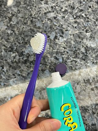코랄리에 충치예방 고불소치약 (솔트+민트) — 5점을 준 리뷰어가 2023년 9월 올린 사용 사진