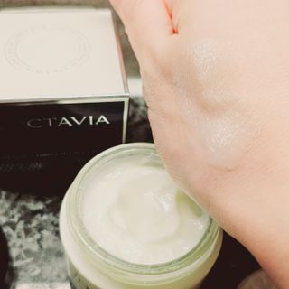 록타비아 Artisan Complete Face Cream — 5점을 준 리뷰어가 2023년 11월 올린 사용 사진