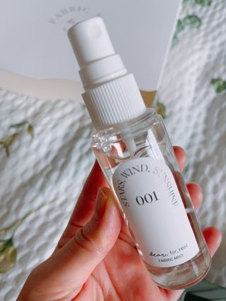 디어포레스트 [5개세트] 숲속의 하루 패브릭미스트 (섬유향수/ 룸스프레이) 50ml 5개 — 4점을 준 리뷰어가 2022년 9월 올린 사용 사진