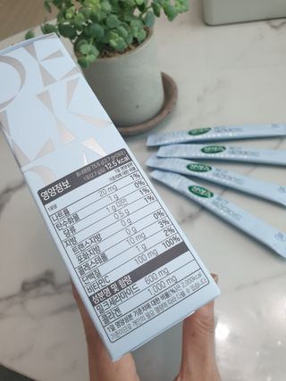 셀렉스스포츠 셀렉스 밀크세라마이드 저분자피쉬콜라겐 28포 X 1박스 — 5점을 준 리뷰어가 2021년 7월 올린 사용 사진
