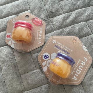 [후르디아] 올리브영 꿀과즙 립밤 2종 (블루베리/석류) — 2점을 준 리뷰어가 2023년 1월 올린 사용 사진