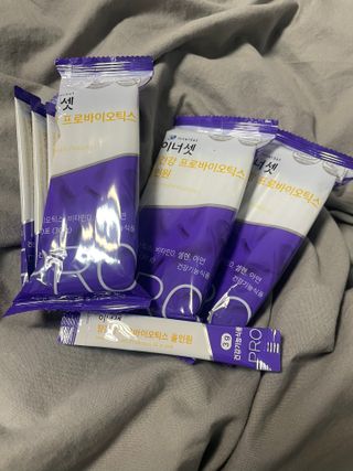 이너셋 장건강 프로바이오틱스 올인원 — 5점을 준 리뷰어가 2023년 1월 올린 사용 사진