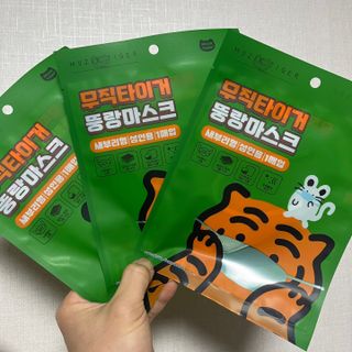 [숨그림]  덴탈마스크 짱구 우리아이 그리고 내가 쓰는 믿을수있는 케릭터 마스크  16종 — 5점을 준 리뷰어가 2021년 12월 올린 사용 사진