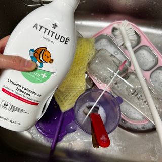 에티튜드 천연 젖병세정제 무향 700ml 1종 주방세제 EWG올그린 순한 비건 세제 — 5점을 준 리뷰어가 2022년 7월 올린 사용 사진