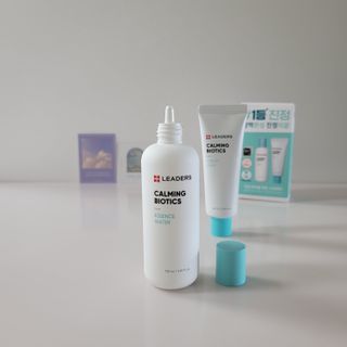 리더스코스메틱 리더스 카밍 바이오틱스 #1등 진정 기획세트 [에센스 워터150ml + 크림 마스크80ml] — 5점을 준 리뷰어가 2022년 8월 올린 사용 사진