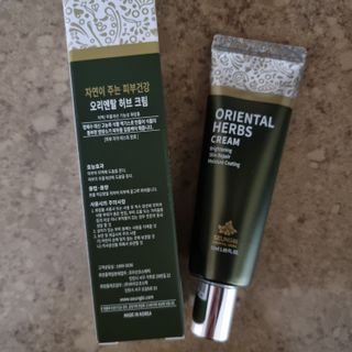 조아산코스메틱 승비 오리엔탈 허브 크림 + 승비 오리엔탈 허브 스킨 — 5점을 준 리뷰어가 2021년 11월 올린 사용 사진