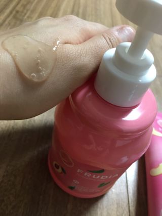 [후르디아] 복숭아 바디워시+바디에센스 세트 — 5점을 준 리뷰어가 2021년 3월 올린 사용 사진