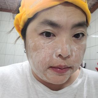 스킨1004 [SKIN1004] 마다가스카르 센텔라 앰플 폼 125ml — 5점을 준 리뷰어가 2024년 9월 올린 사용 사진