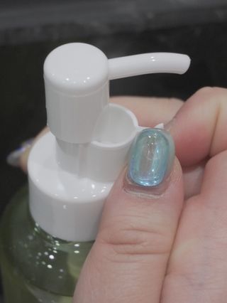 스킨큐어 산다화 순한 클렌징 동백 오일 200ml — 5점을 준 리뷰어가 2023년 4월 올린 사용 사진