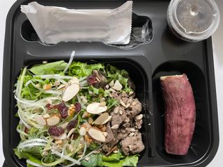 참살이도시락 작심삼일 샐러드도시락 3개 맛보기 새벽배송 또는 택배배송 — 5점을 준 리뷰어가 2021년 8월 올린 사용 사진