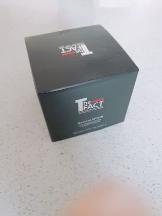The Fact 더 팩트 내추럴 에스에프엔 에이틴 시니어 크림 — 5점을 준 리뷰어가 2021년 5월 올린 사용 사진