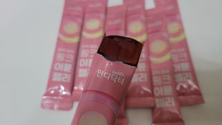 [인디닥터] 면역 생생 핑크 이뮨 젤리 — 4.5점을 준 리뷰어가 2022년 6월 올린 사용 사진