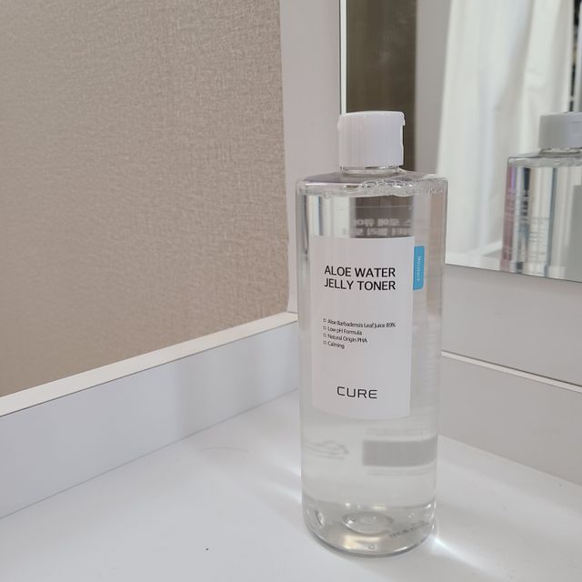 큐어 알로에 워터 젤리 토너 500ml 리뷰 사진