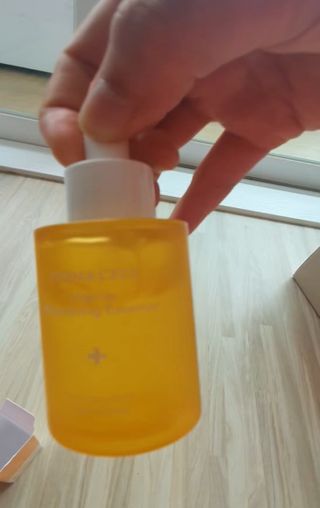 체르엠 스템앤셀 비타민 브라이트닝 에센스 30ml 1개 — 5점을 준 리뷰어가 2022년 4월 올린 사용 사진