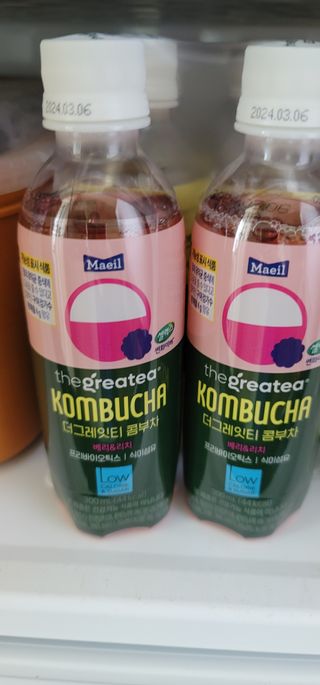 더그레잇티 콤부차 [매일유업] 더그레잇티 44kcal 콤부차 300ml *12개입 (오리지널 6개+베리리치 6개) — 5점을 준 리뷰어가 2023년 7월 올린 사용 사진
