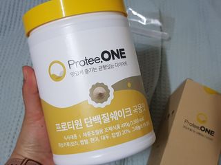 프로티원 단백질쉐이크 곡물맛 2주분 1통+보틀 — 5점을 준 리뷰어가 2021년 3월 올린 사용 사진