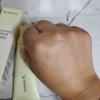 젠바이오 코스메틱스 젠바이오수딩크림]   가려운 피부 & 아토피 원픽 크림 — 3점을 준 리뷰어가 2022년 8월 올린 사용 사진