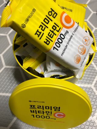 서울약사신협 프리미엄비타민C1000_2.5G x 100포 — 5점을 준 리뷰어가 2020년 12월 올린 사용 사진