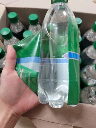 몽베스트 Montbest with Sparkling water Plain 20병 — 5점을 준 리뷰어가 2021년 11월 올린 사용 사진