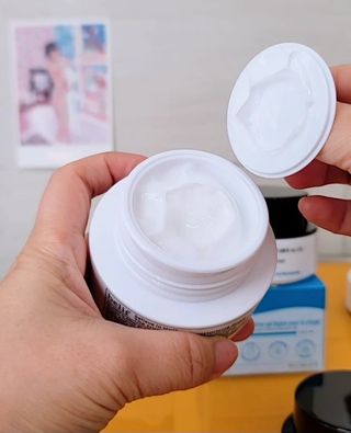 빌리프 더 트루 크림 - 모이스춰라이징 밤 / 더 트루 크림 - 아쿠아 밤 — 5점을 준 리뷰어가 2024년 1월 올린 사용 사진