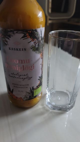 H365 [Kaskein Luomutyrniglögi] 핀란드 전통 무알콜 멀드와인 시벅톤 글로기 — 5점을 준 리뷰어가 2021년 4월 올린 사용 사진