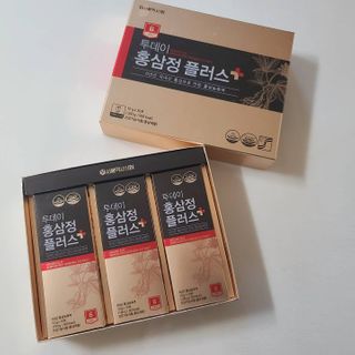 서울약사신협_투데이홍삼정플러스스틱_10g x 30포 — 5점을 준 리뷰어가 2021년 2월 올린 사용 사진