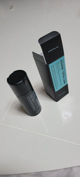Dr.느루벗 느루벗 옴므 토탈 케어 올인원 118ml 남자 남성 스킨 로션 에센스 크림 화장품 — 4.5점을 준 리뷰어가 2021년 4월 올린 사용 사진