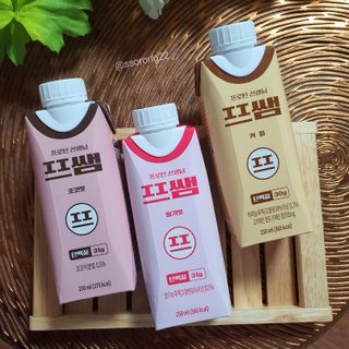파워풀엑스 [프쌤] 더 맛있고 강력해진 고단백 음료 3종 (초코맛,딸기맛,커피맛) — 5점을 준 리뷰어가 2023년 1월 올린 사용 사진