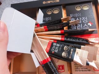 서울약사신협_투데이홍삼정플러스스틱_10g x 30포 — 5점을 준 리뷰어가 2021년 5월 올린 사용 사진