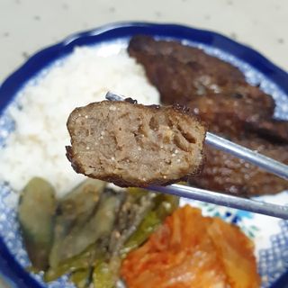 한성기업 명란한 떡갈비 — 5점을 준 리뷰어가 2021년 8월 올린 사용 사진
