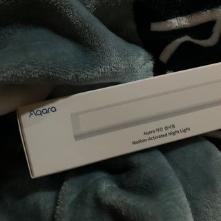 아카라 어두울 때만 켜지는 스마트 무선 센서등 — 4.5점을 준 리뷰어가 2021년 12월 올린 사용 사진